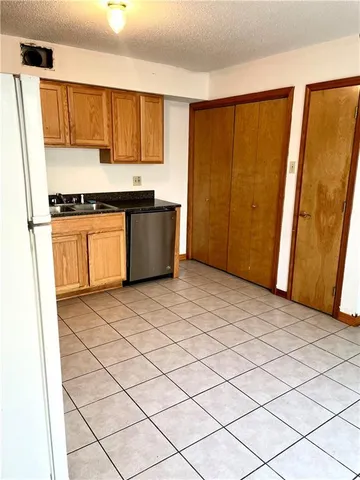 $1,475 | 724 Vouray Drive, Unit B, Kenner, LA 70065