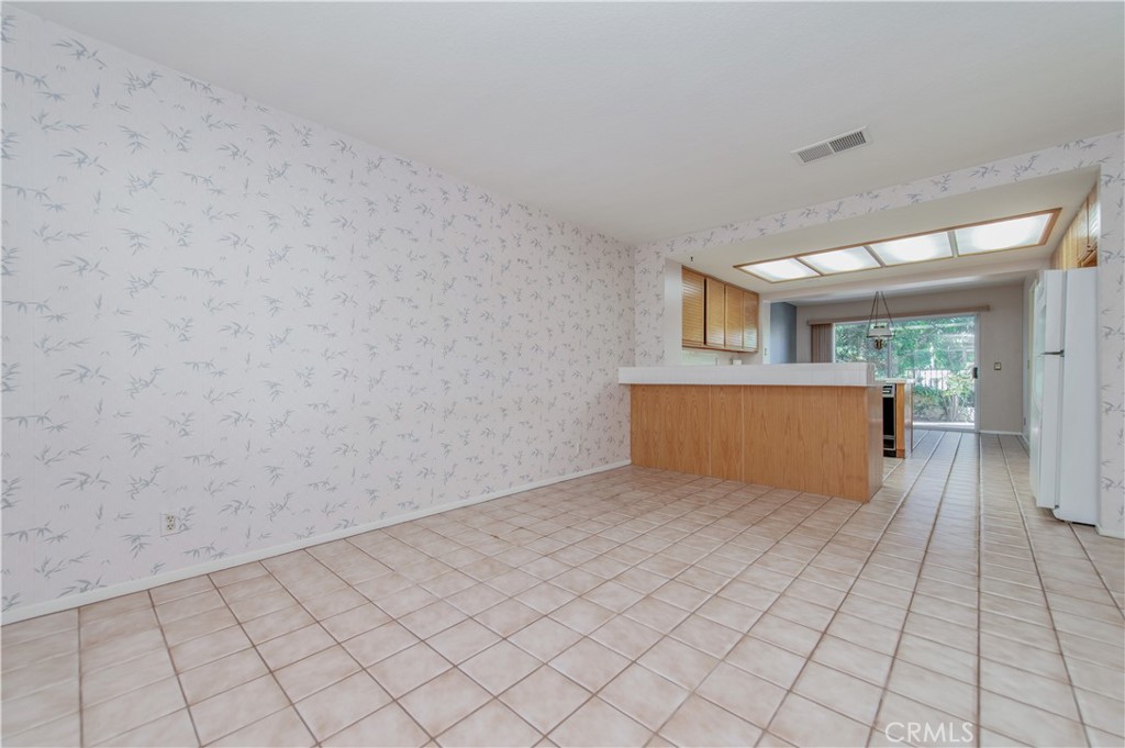 7 Del Rey, Unit 10 Irvine, CA 92612 - Photo 11 of 75 Gallery Image 11