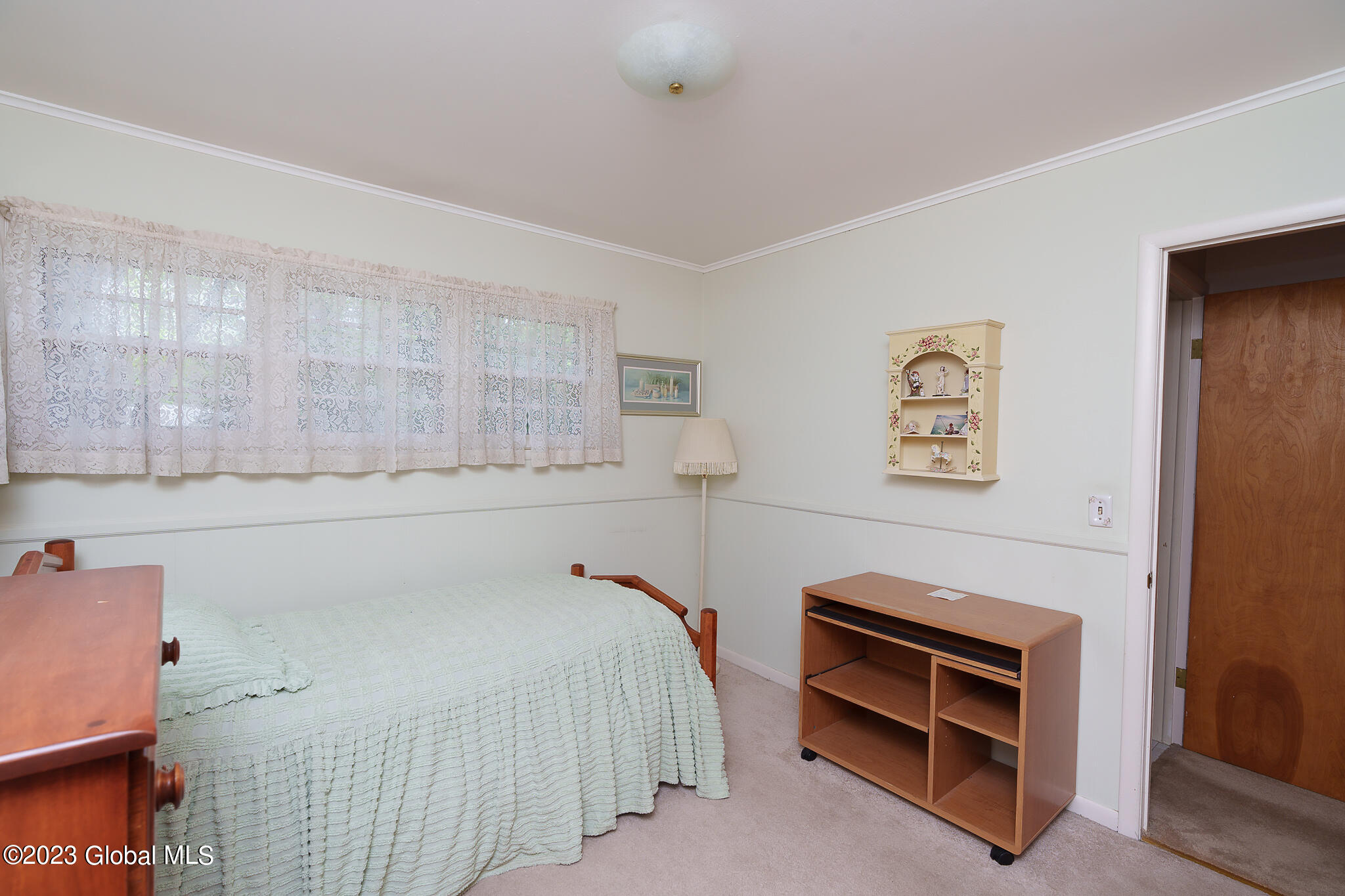 10 Tice Road Guilderland, NY 12203 - Photo 9 of 16 041-10-Tice-Rd