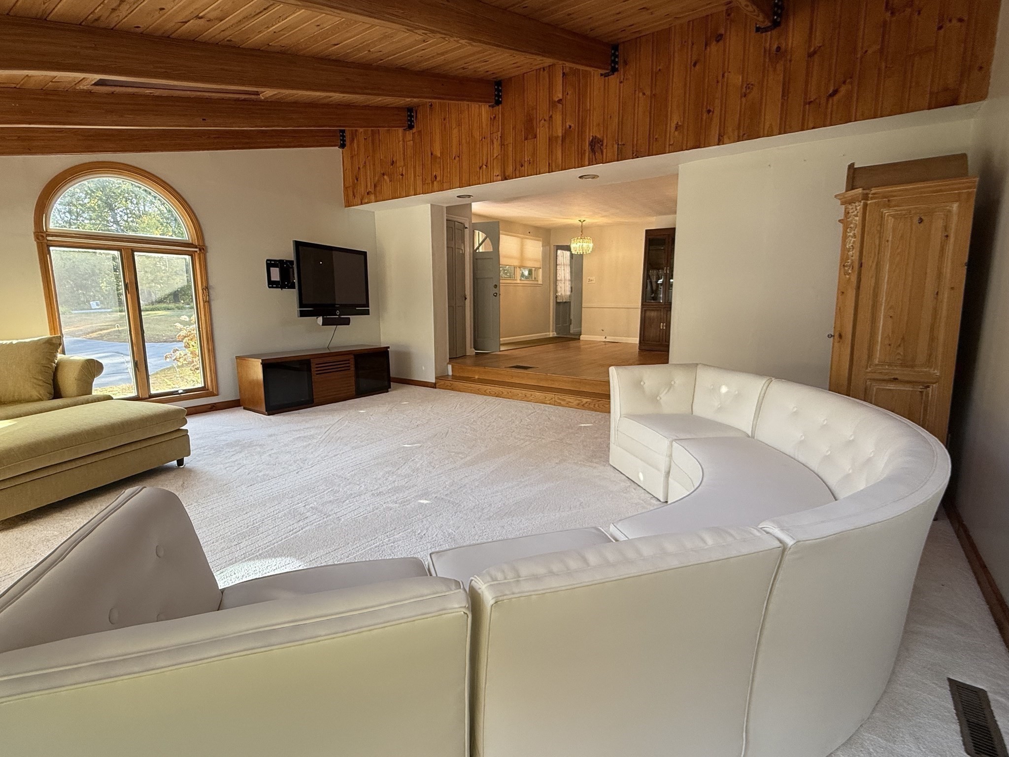 6 Stock Farm Road, Unit 6 Sudbury, MA 01776 - Photo 8 of 15 Gallery Image 8