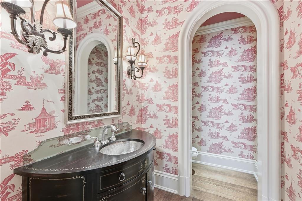 17960 South Bond Street Overland Park, KS 66013 - Photo 20 of 61