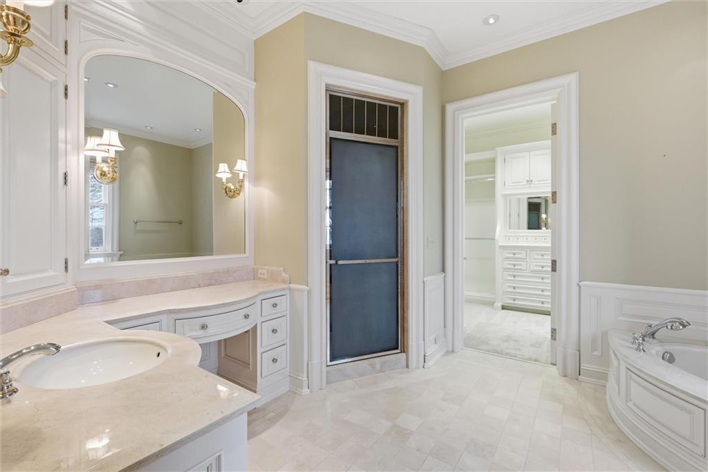 17960 South Bond Street Overland Park, KS 66013 - Photo 27 of 61