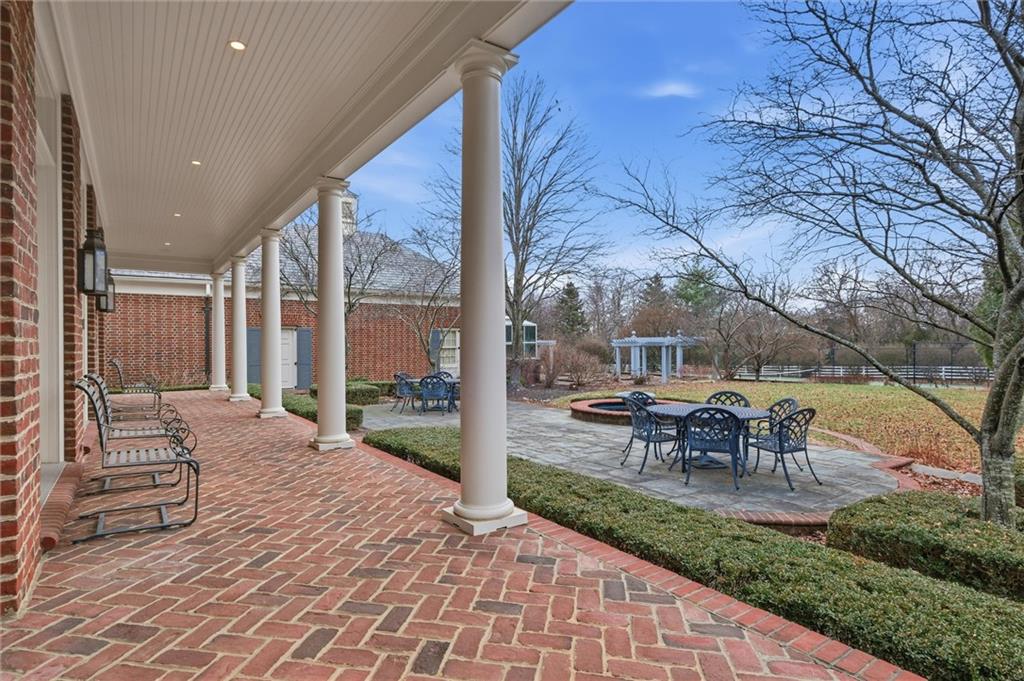 17960 South Bond Street Overland Park, KS 66013 - Photo 47 of 61