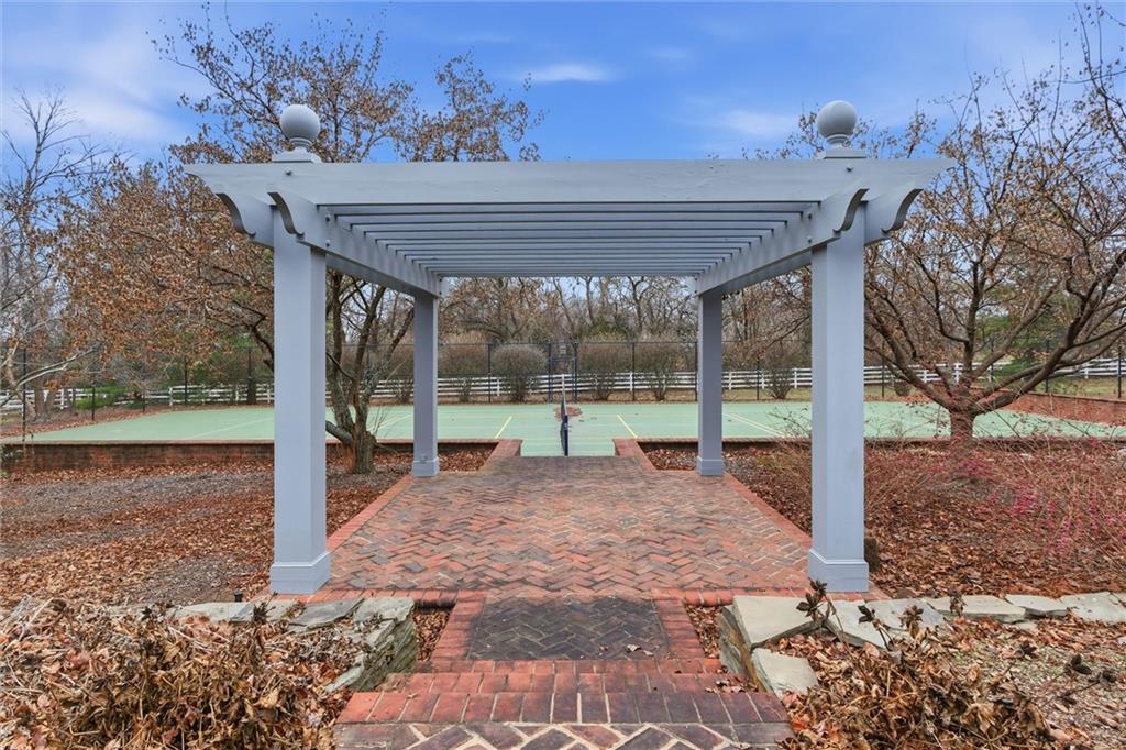 17960 South Bond Street Overland Park, KS 66013 - Photo 49 of 61