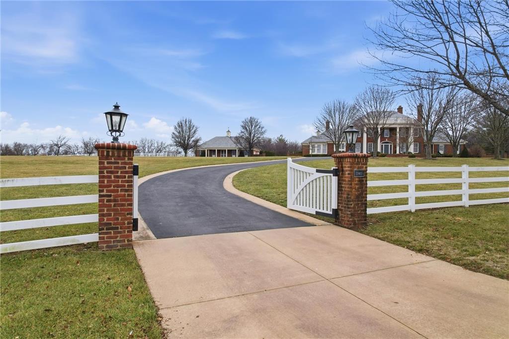 17960 South Bond Street Overland Park, KS 66013 - Photo 55 of 61