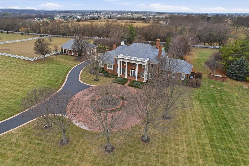 17960 South Bond Street Overland Park, KS 66013 - Photo 57 of 61