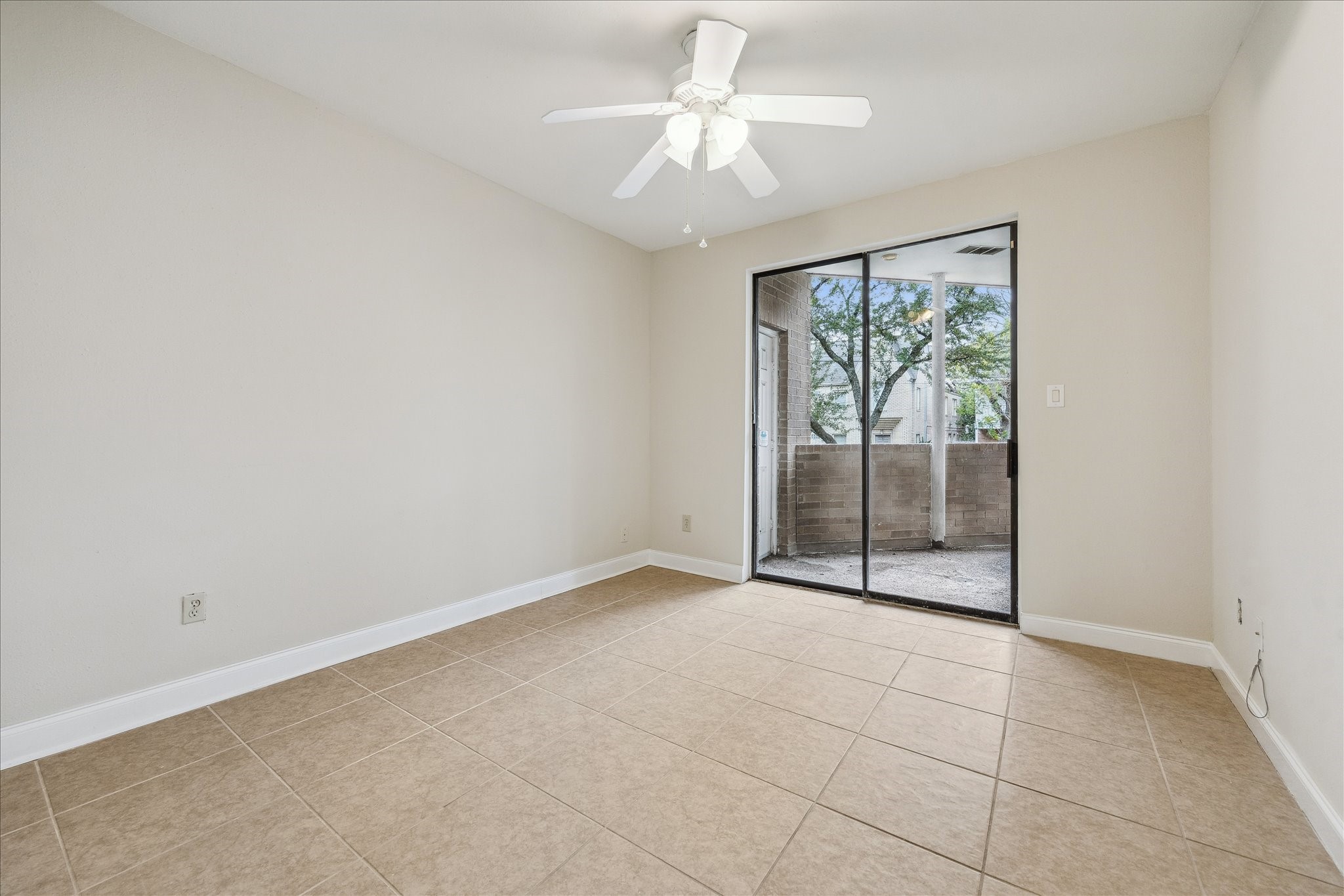 5220 Weslayan Street, Unit 109 Houston, TX 77005 - Photo 17 of 21