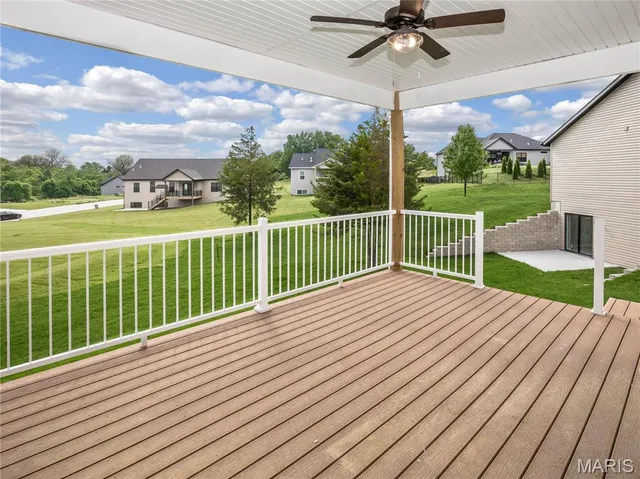 $479,900 | 2923 Kehrswood Court, Maryville, IL 62062