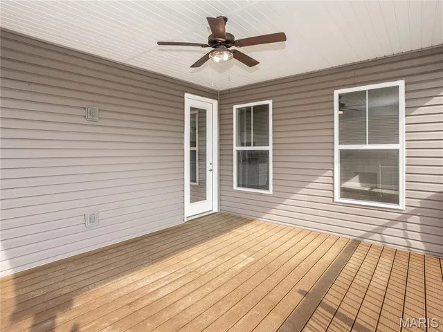 $479,900 | 2923 Kehrswood Court, Maryville, IL 62062