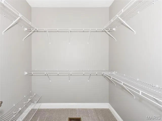 $479,900 | 2923 Kehrswood Court, Maryville, IL 62062