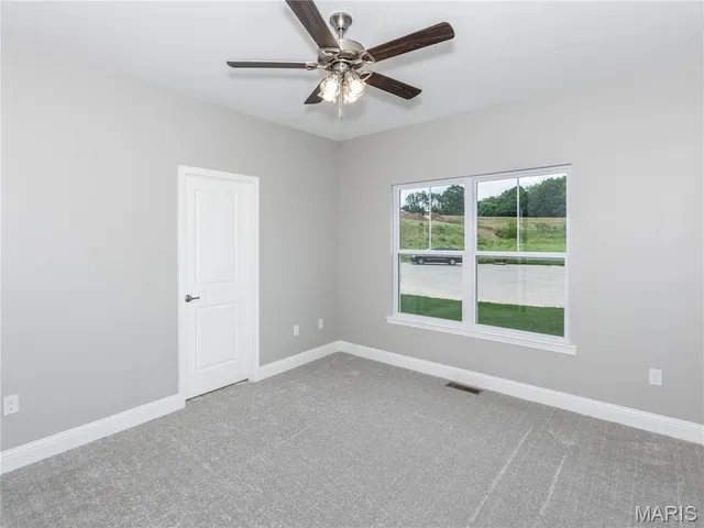 $479,900 | 2923 Kehrswood Court, Maryville, IL 62062