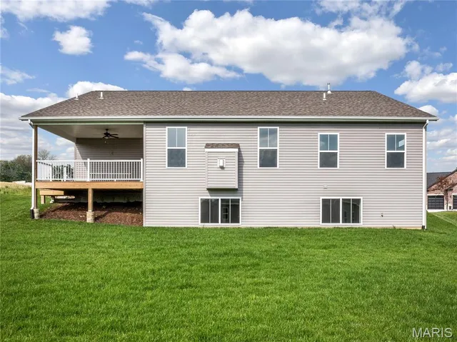 $479,900 | 2923 Kehrswood Court, Maryville, IL 62062