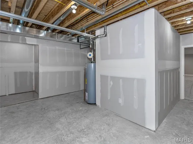 $479,900 | 2923 Kehrswood Court, Maryville, IL 62062