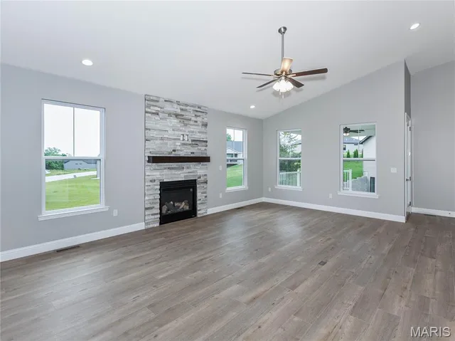 $479,900 | 2923 Kehrswood Court, Maryville, IL 62062