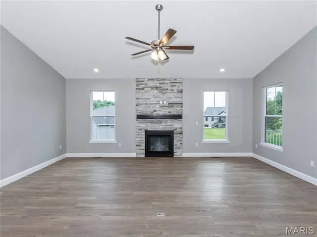 $479,900 | 2923 Kehrswood Court, Maryville, IL 62062