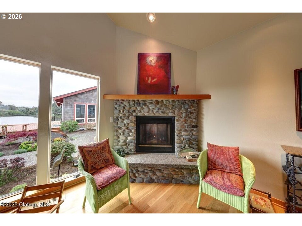 500 Farrell Court Seaside, OR 97138 - Photo 7 of 32