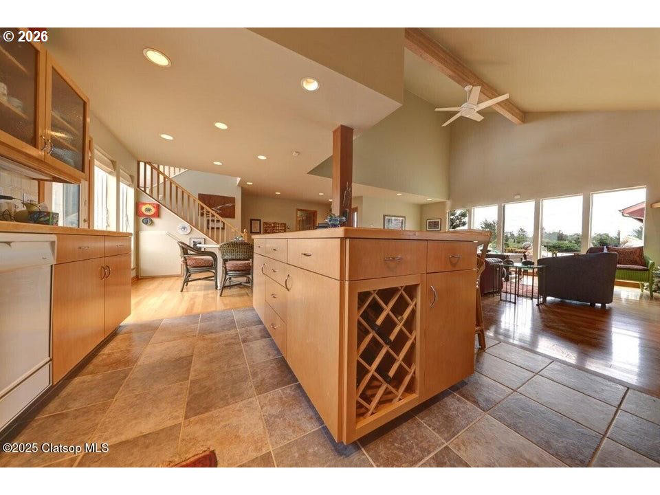 500 Farrell Court Seaside, OR 97138 - Photo 10 of 32