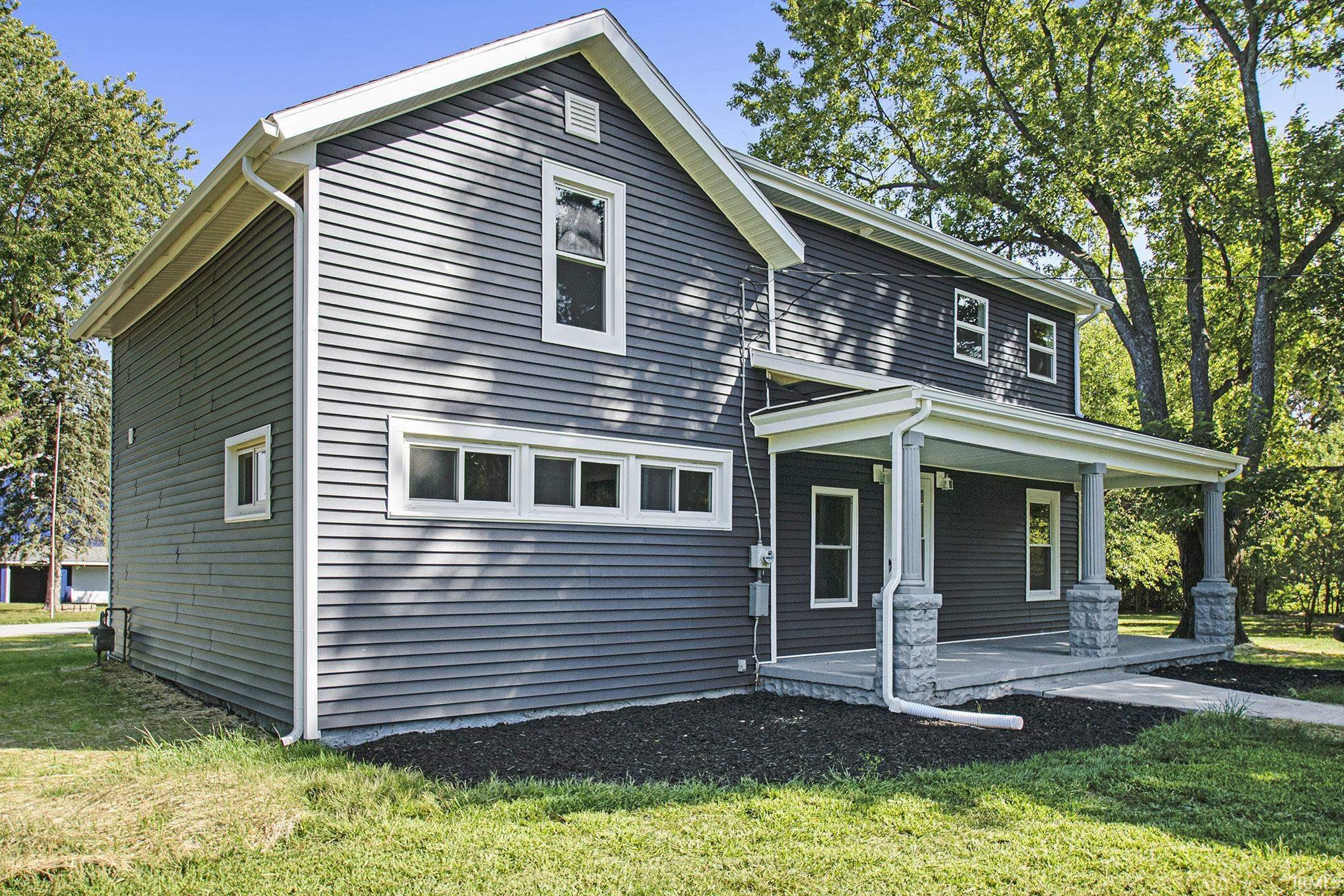 10991 Ireland Road Mishawaka, IN 46544 - Photo 2 of 33