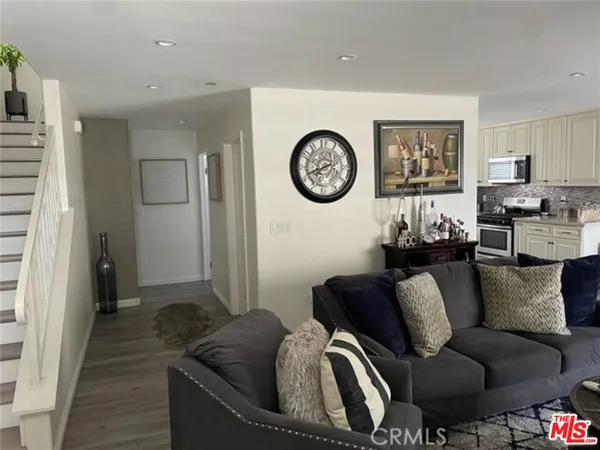 $3,700 | 9559 Firestone Boulevard, Unit C, Downey, CA 90241