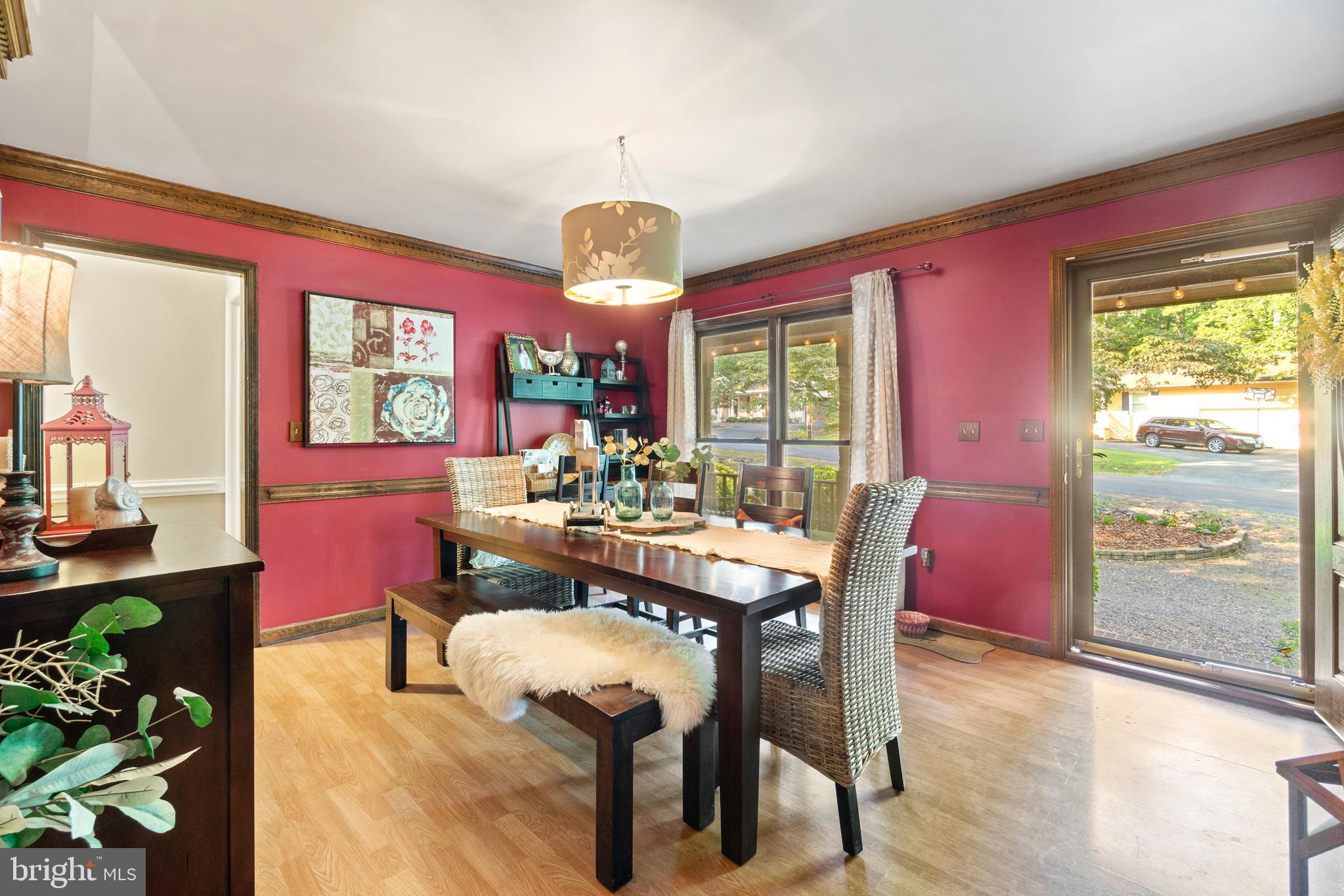 103 Gold Valley Road Locust Grove, VA 22508 - Photo 13 of 32 Perfect for meals with Family & Friends!!!