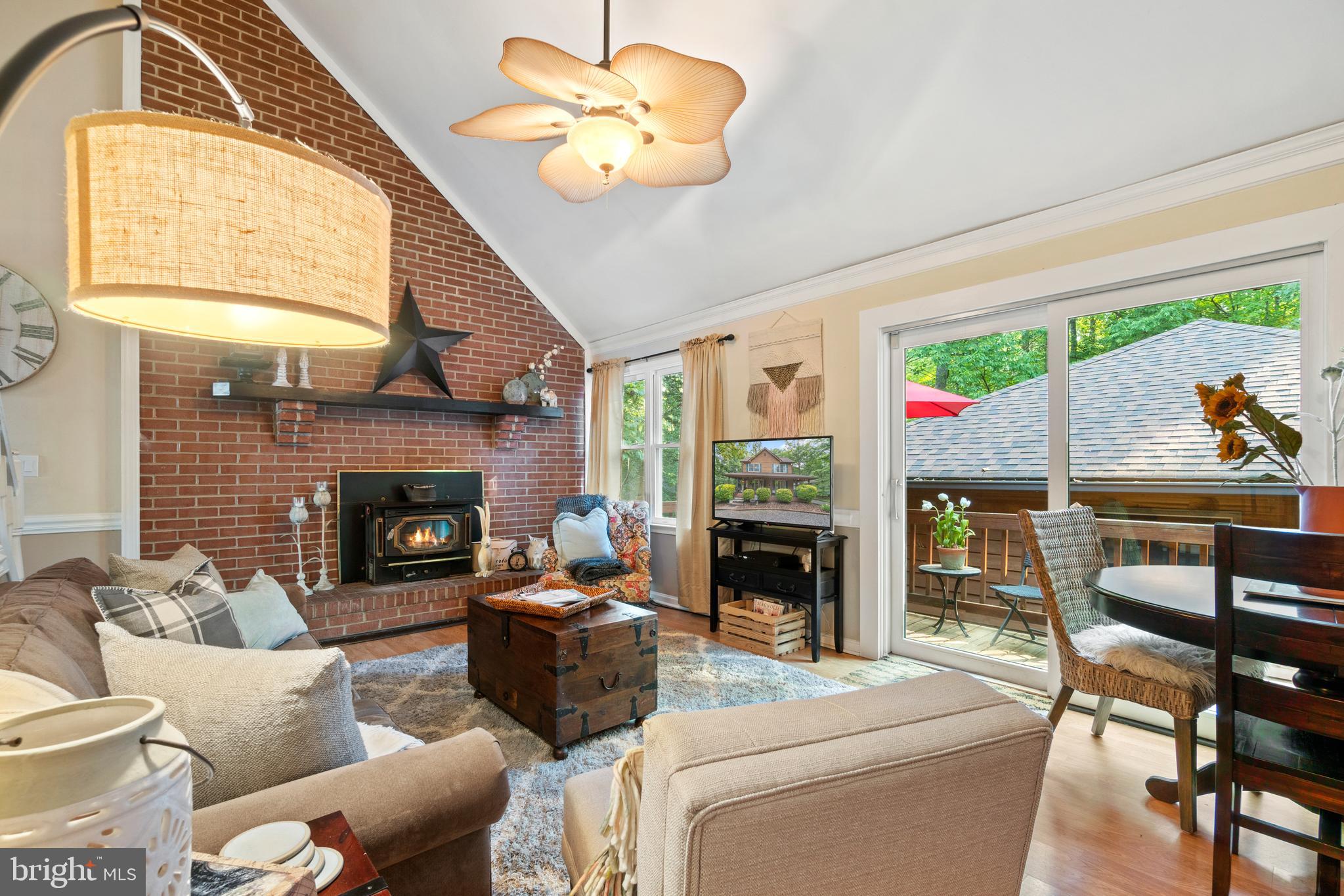 103 Gold Valley Road Locust Grove, VA 22508 - Photo 5 of 32 Two Story Living Room with Plenty of Light!