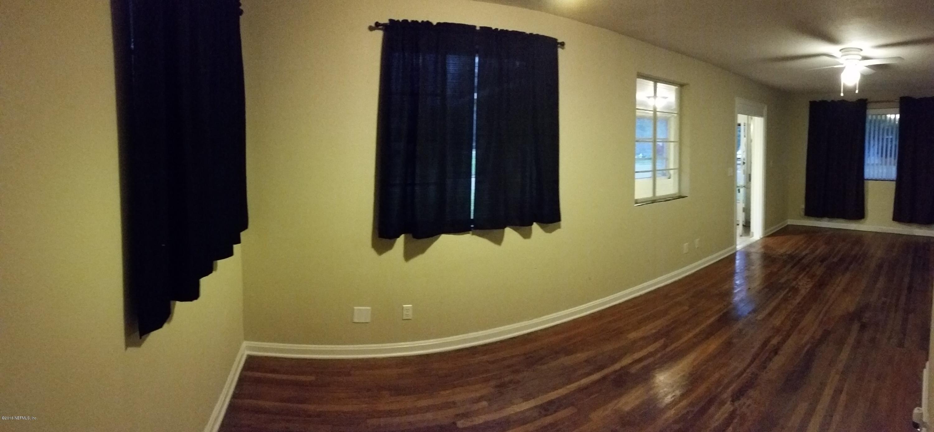 3259 Claremont Road Jacksonville, FL 32207 - Photo 5 of 18 20160109_171937