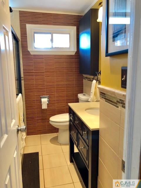 151 Tunison Road New Brunswick, NJ 08901 - Photo 11 of 20 Gallery Image 11