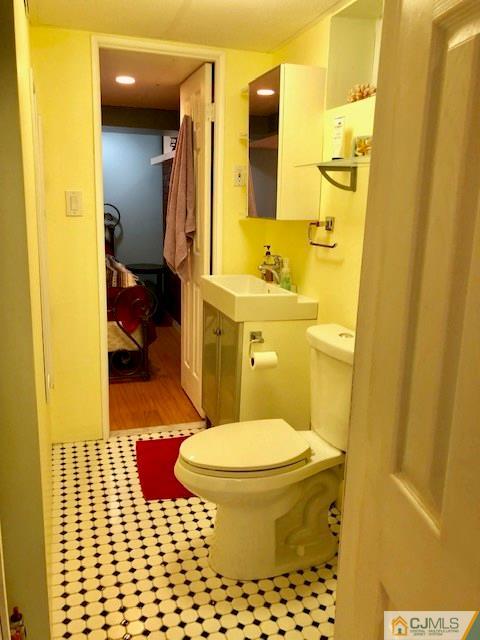 151 Tunison Road New Brunswick, NJ 08901 - Photo 19 of 20 Gallery Image 19
