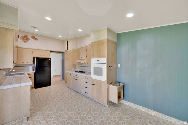 3558 South 50 West Bountiful, UT 84010 - Photo 10 of 28