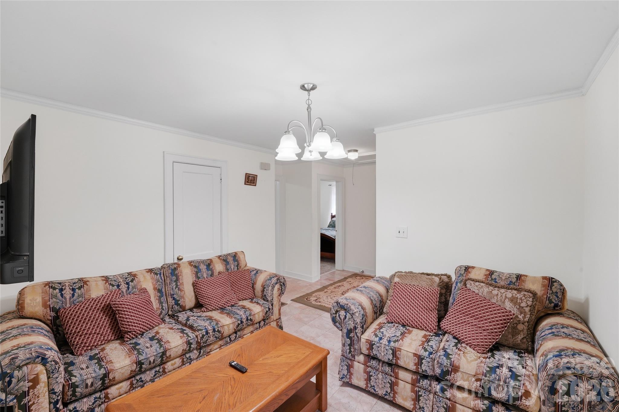 3120 Baucom Road Charlotte, NC 28269 - Photo 2 of 26