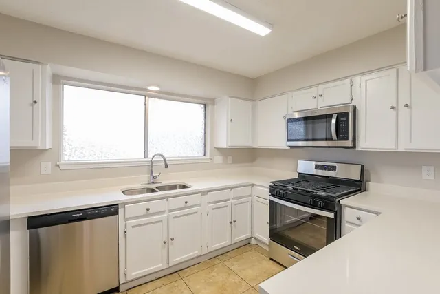 $1,660 | 16319 North Mist Drive, Houston, TX 77073