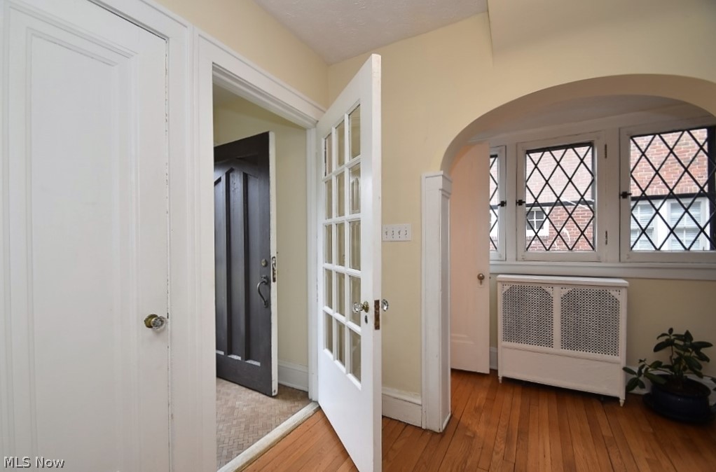 3127 Warrington Road Cleveland, OH 44120 - Photo 3 of 25 Gallery Image 3