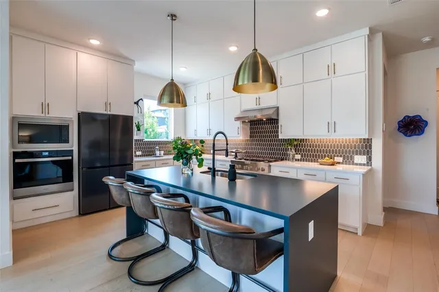 a view of living room and kitchen