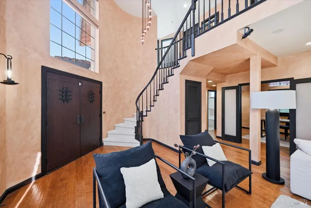 $1,669,000 | 28 South Newport Drive, Napa, CA 94559