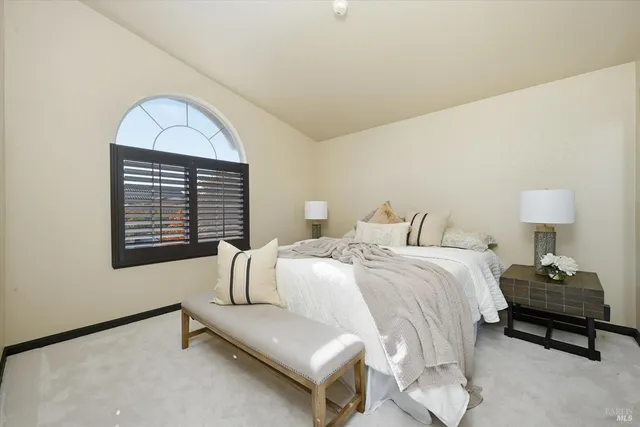 $1,669,000 | 28 South Newport Drive, Napa, CA 94559