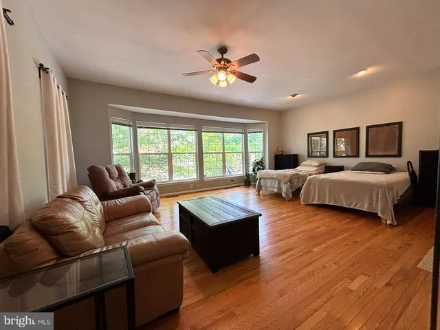 $3,650 | 6659 Patent Parish Lane, Alexandria, VA 22315