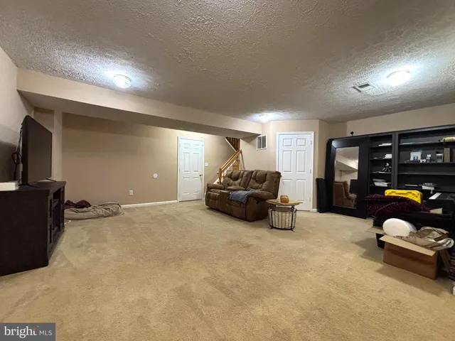 $3,650 | 6659 Patent Parish Lane, Alexandria, VA 22315