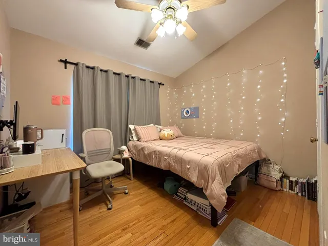 $3,650 | 6659 Patent Parish Lane, Alexandria, VA 22315