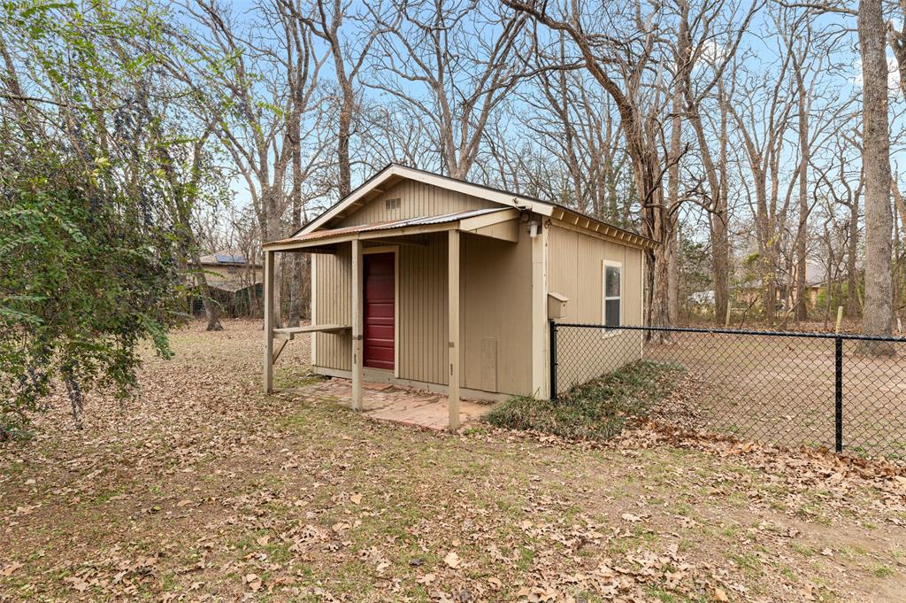 268 Coe Road Denison, TX 75021 - Photo 33 of 40