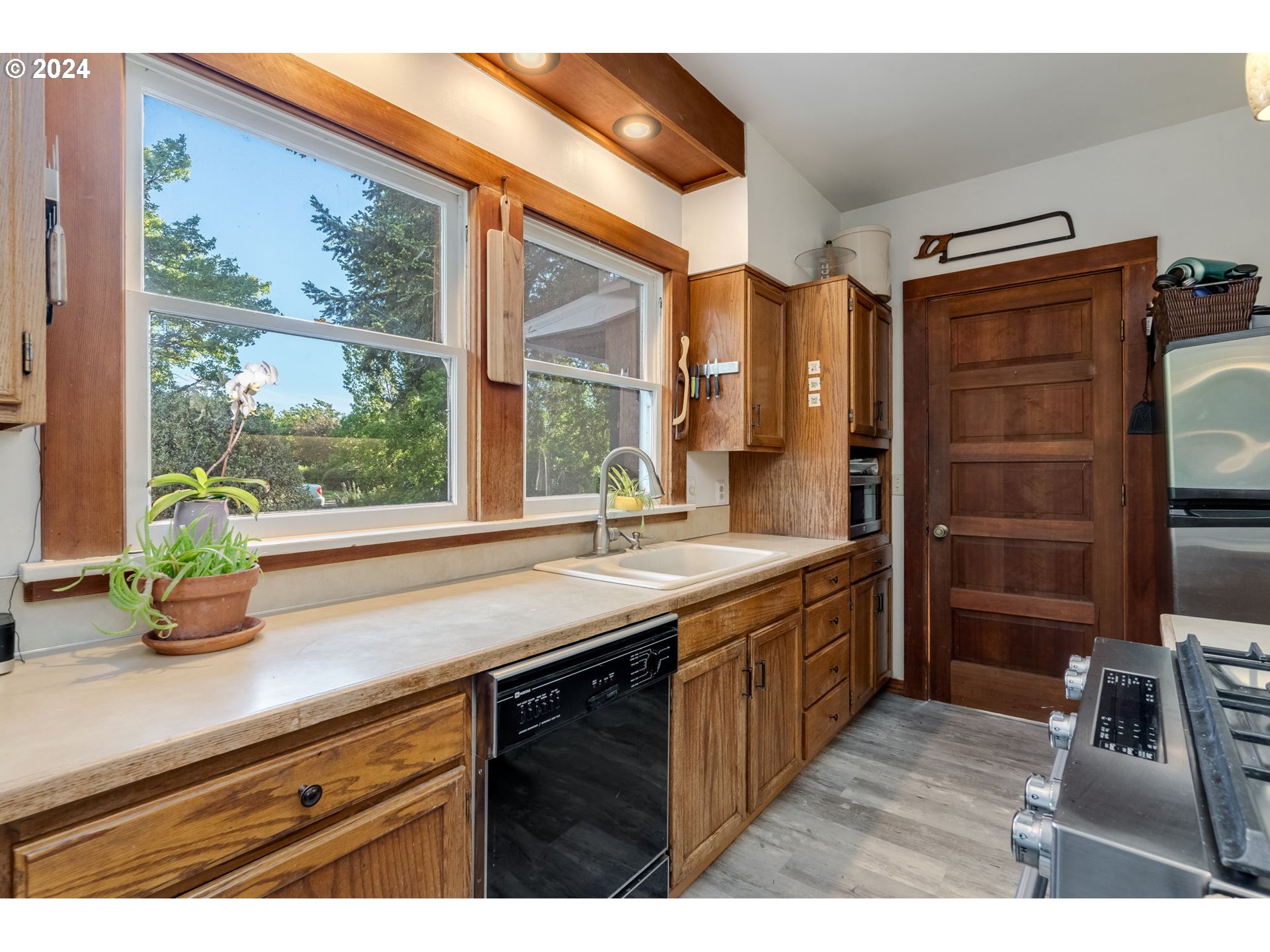 20165 Southwest Christensen Road McMinnville, OR 97128 - Photo 15 of 48 Gallery Image 15
