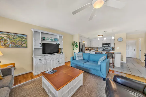 $678,000 | 80 Windlass Pointe Drive, Unit 80, Moneta, VA 24121