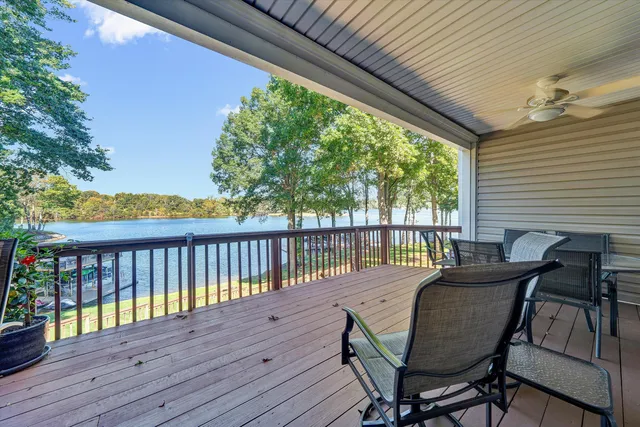 $710,000 | 80 Windlass Pointe Drive, Unit 80, Moneta, VA 24121