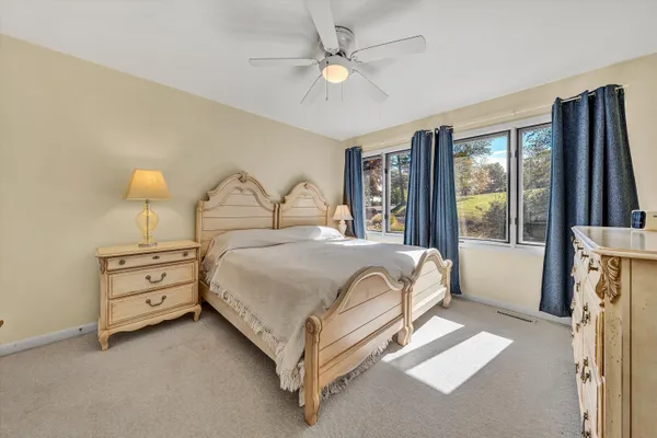 $678,000 | 80 Windlass Pointe Drive, Unit 80, Moneta, VA 24121