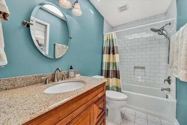 $678,000 | 80 Windlass Pointe Drive, Unit 80, Moneta, VA 24121