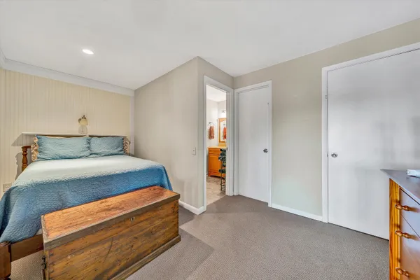 $678,000 | 80 Windlass Pointe Drive, Unit 80, Moneta, VA 24121