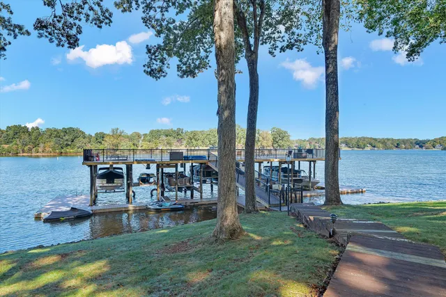 $710,000 | 80 Windlass Pointe Drive, Unit 80, Moneta, VA 24121