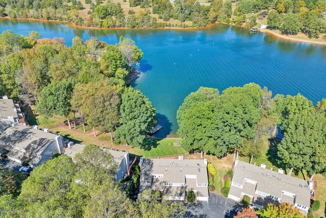 $710,000 | 80 Windlass Pointe Drive, Unit 80, Moneta, VA 24121