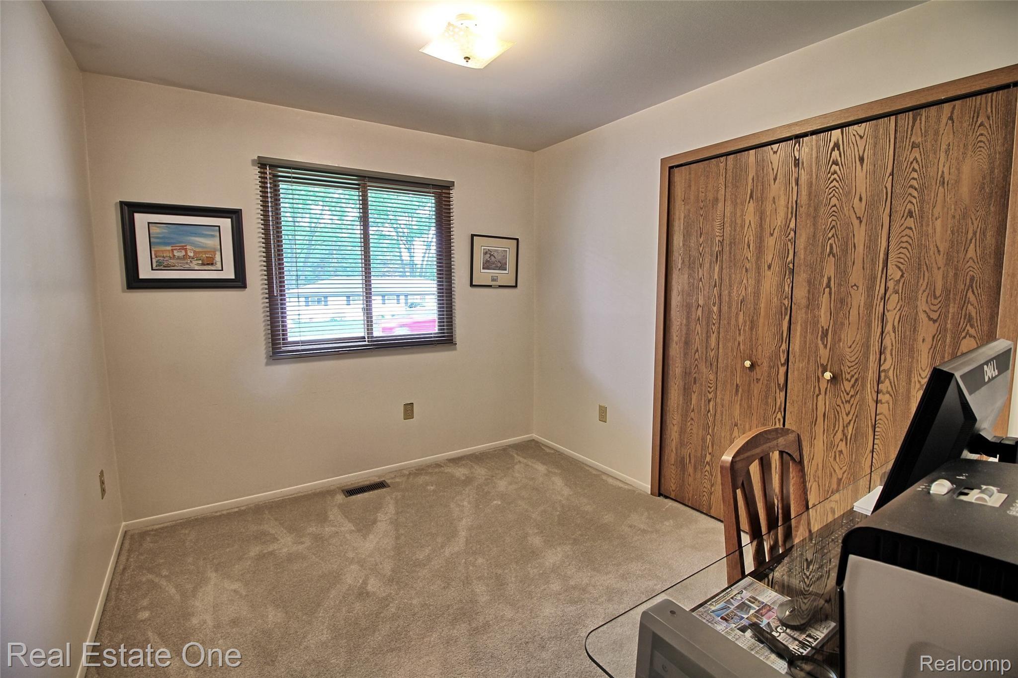 3641 Samuel Avenue Rochester, MI 48309 - Photo 13 of 19 Bedroom 3