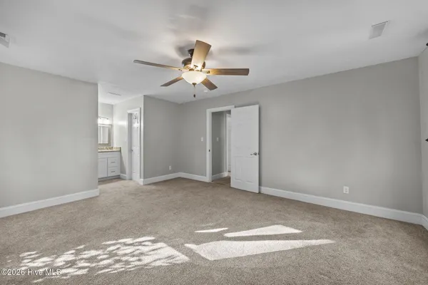 $299,000 | 9925 Highway 53, Burgaw, NC 28425