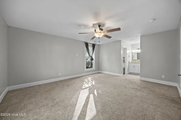 $299,000 | 9925 Highway 53, Burgaw, NC 28425